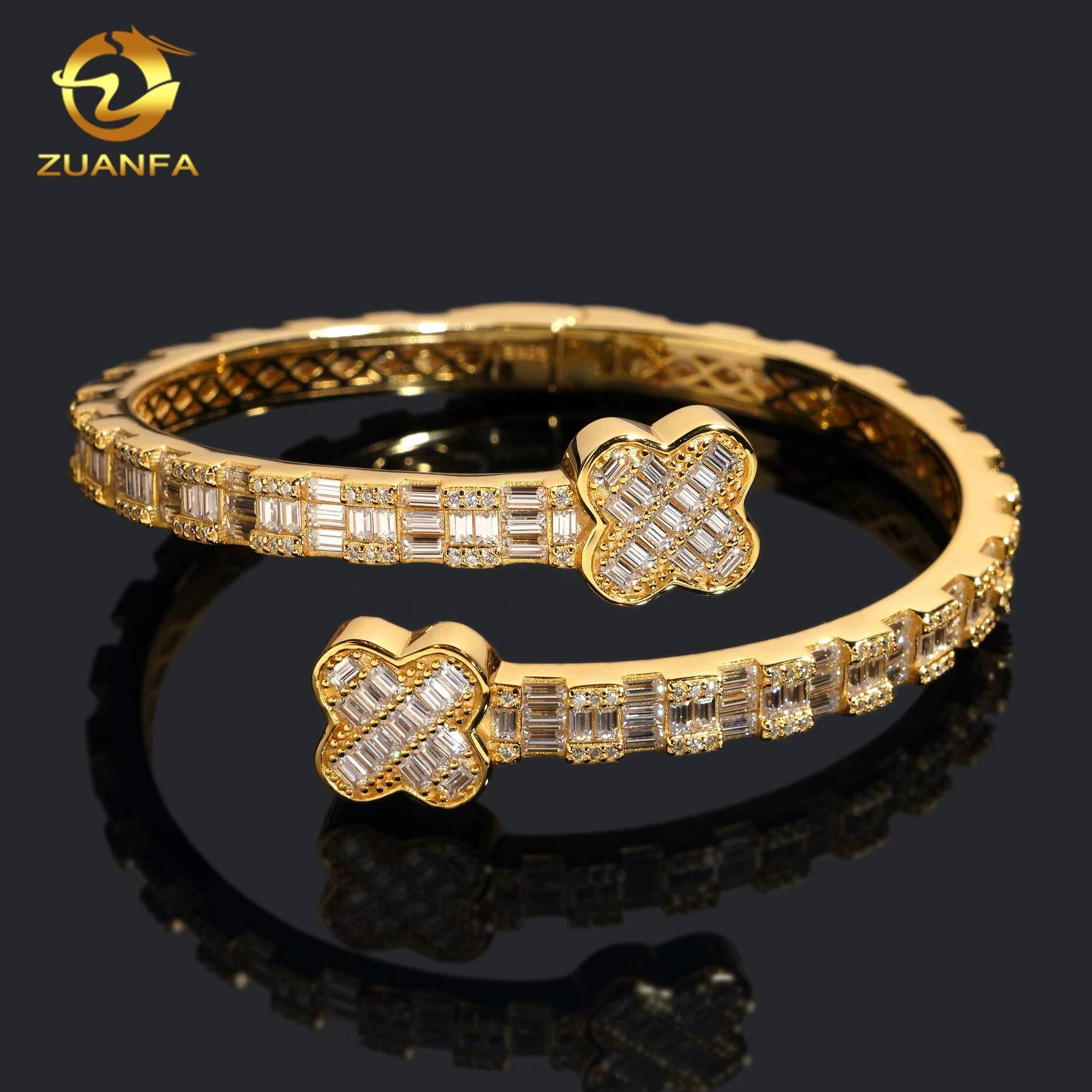 925 Sterling Silver Iced Out Hip Hop Jewelry VVS Moissanite Diamond Four Leaf Clover Bracelet Bangle Men