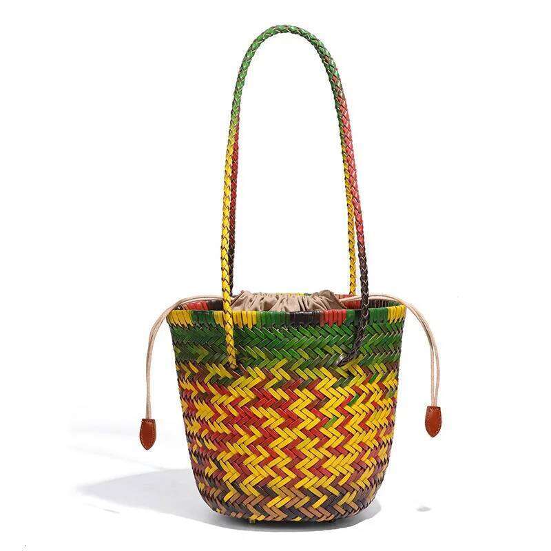 Designer Bags New French Retro First-Layer Cowhide Handwoven Shoulder Bucket Bag, Niche Personalized Leather Vegetable Basket Hot Selling