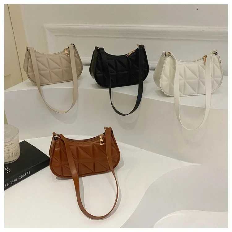 Solid Color Casual Wens Handbag Shoder Bag with Niche Design Fiable and Trendy Leather Crossbody Bag New D251028