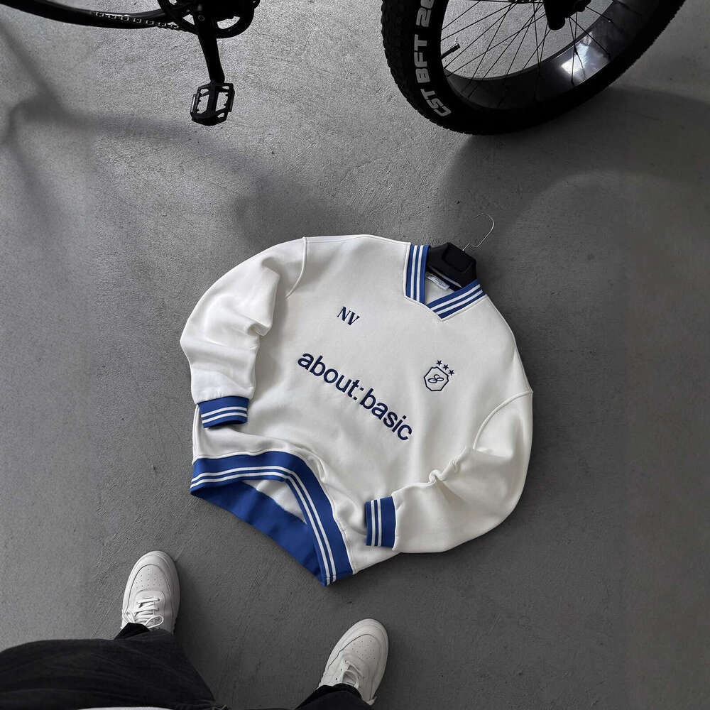 Simple Autumn Casual Style V-Neck Pullover Top with 3D Letter Embroidery and Striped Pattern