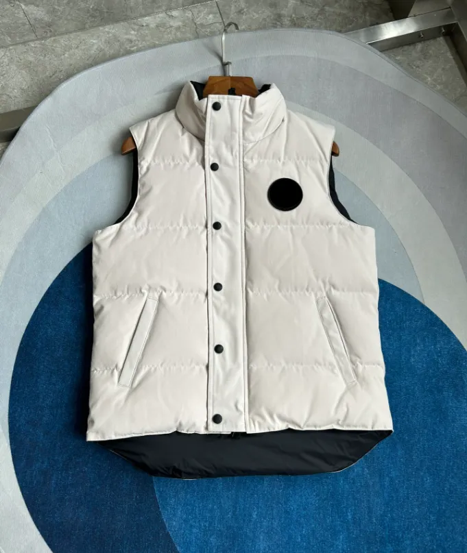 AA Winter gilet mens vest designer down jacket luxury man woman feather filled material coat embroidered badge warm outerwear full label jackets