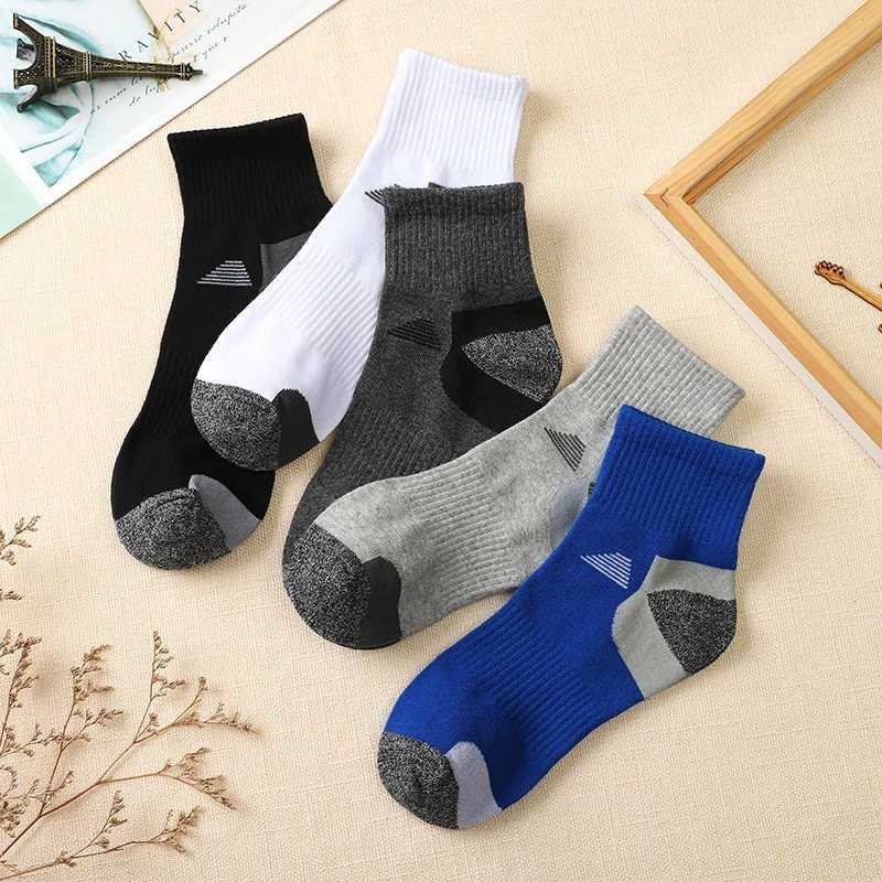 5 Pairs New Spring Mens Socks Knit Sports Sock Outdoor Fitness Breathable Quick Dry Wearresistant Running Sock Man J251028