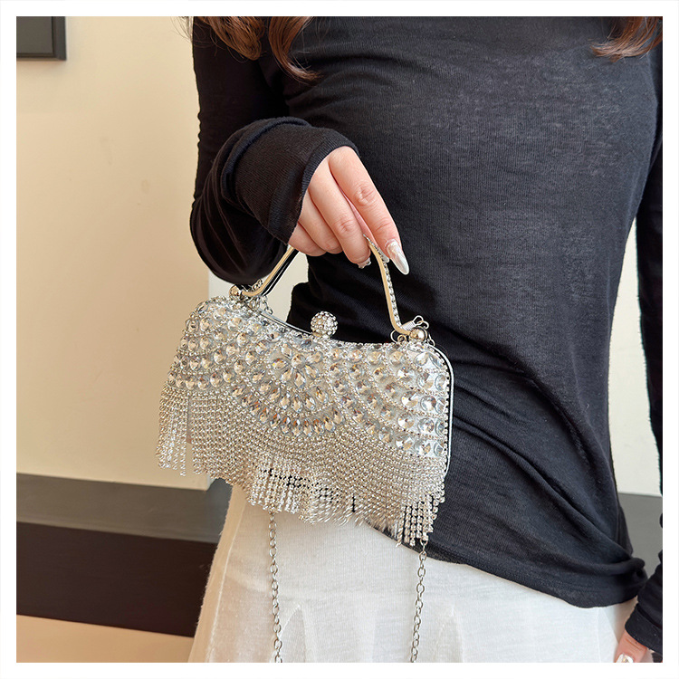 2025 New European and American style rhinestone evening clutch bag tassel hand-held banquet bag fashionable celebrity evening wear shoulder crossbody 