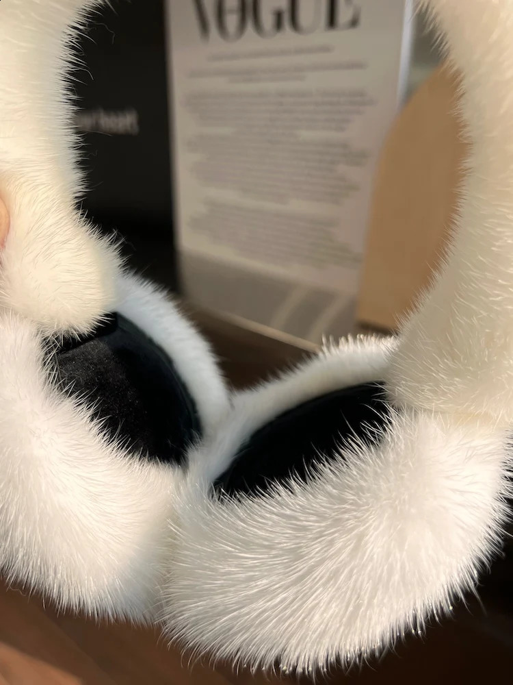 Winter Outdoor Mink Fur Earmuffs Women Keep Warm 100 Real Natural Mink Fur Earmuff Girl Winter Ear Protection 251027