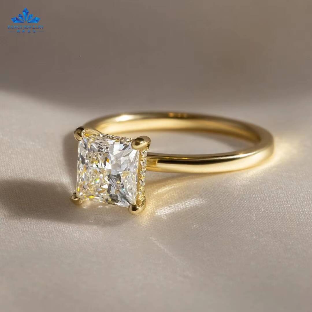 Fancy Jewelry Boutique 2CT Square Diamond 18k Solid Yellow Gold Moissanite Engagement Ring for Marriage