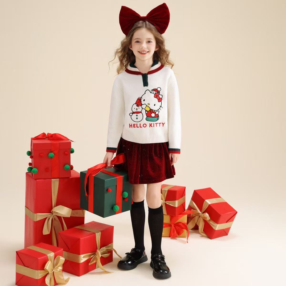 Sanrio HelloKitty Girls' Autumn and Winter Sweater Children's Christmas Style Warm Wool Sweater for Medium and Large Sizes L251028