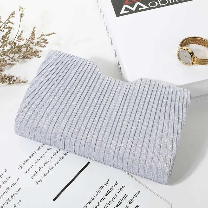 Stylish Premium dinner Party Bag Light Stripe Clutch bag Metal chain shoulder bag Simple underarm Party Evening dress bag H251027