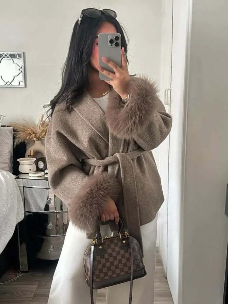 Elegant Lace Up Woolen Short Coat Solid Loose Lapel Furry Belt Long Sleeve Jacket Female Autumn Winter Lady Chic Cardigan 251023