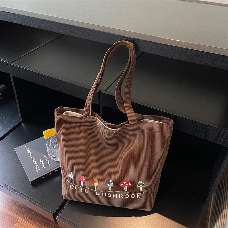 2025 Autumn Women's New Simple and Fashionable Large Capacity Synthetic Leather Handbag Fashion College Student Daily Commuter Lightweight Crossb