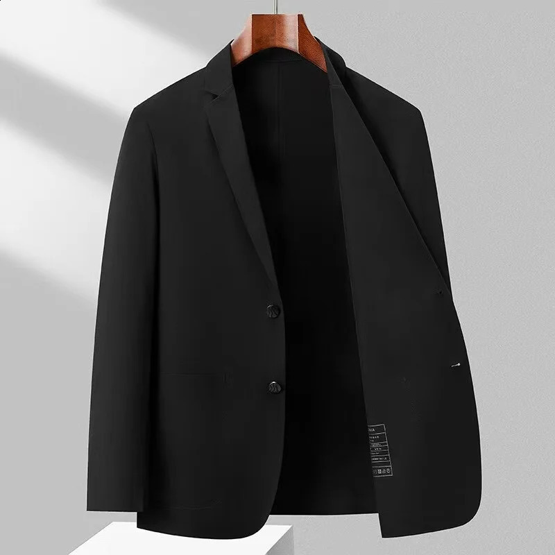 Spring and Summer Mens Casual Suit Light Thin Elastic Non trace Wrinkle Resistant Coat Sunscreen Breathable 251027