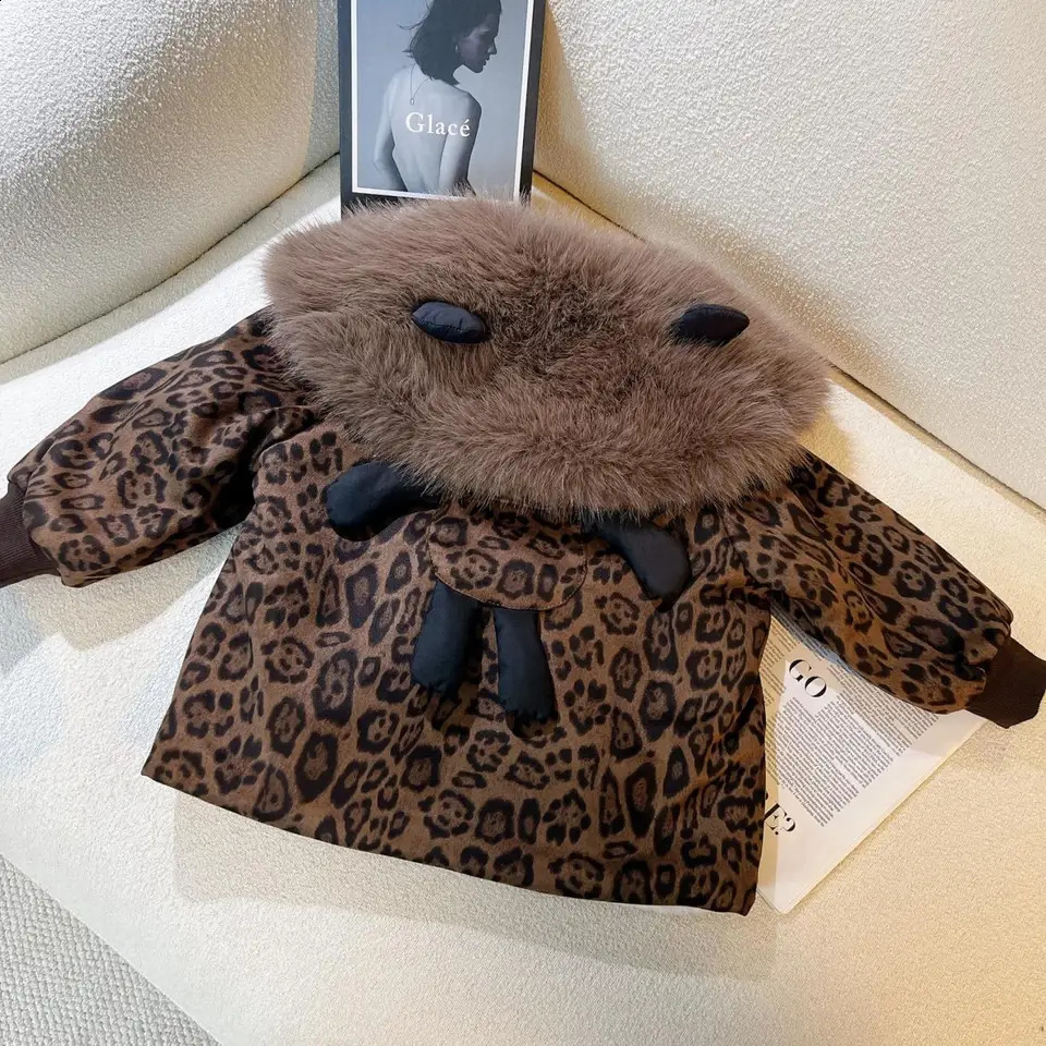 Babys Winter Korean Version Childrens Jacket Girls Leopard Print Plus Velvet Thick Coat Stylish Fur Collar Velvet Coat 251023