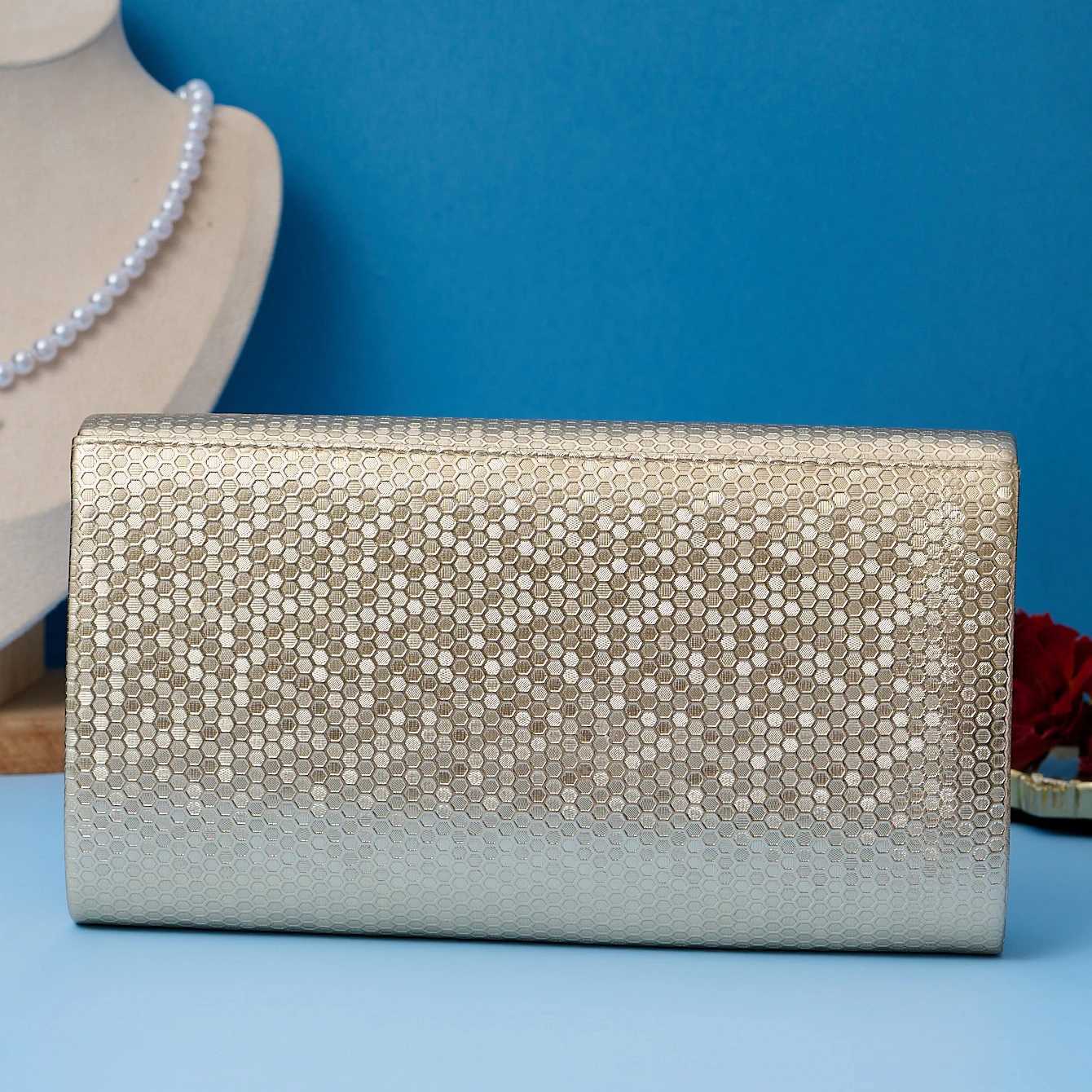 Womens Crocodile Print Dinner Clutch Bag Fashion Evening Gown Shoulder Bag for Banquet Party Storage Metal Chain Detail H251027