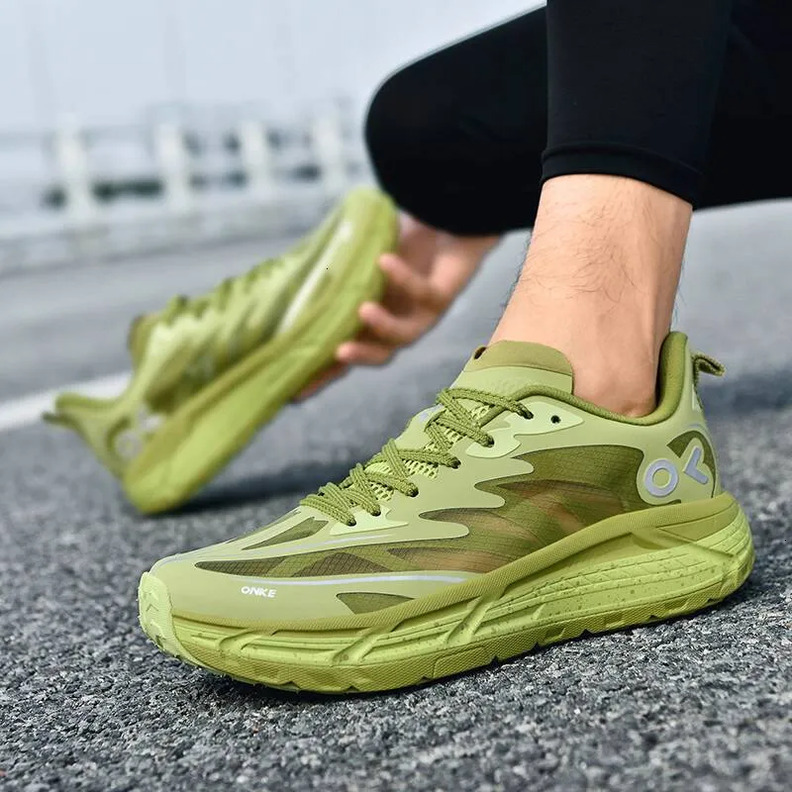 ONKE Men's and Women's Autumn Sports Shoes Lightweight Breathable Women's Shoes Shock Absorption Anti-Slip Wear-Resistant Cyber Men