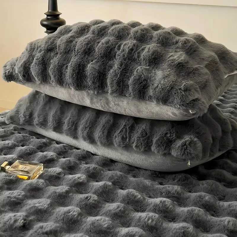 Pillow Case Winter Padded and Thickened A Pair of cases Home Textiles 48x74cm Solid Color Highgrade 2 Covers Home Decoration C251028