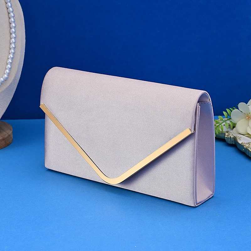 Fashionable and elegant banquet bag fliptop clutch bag ladys noble dress cheongsam bag metal chain singleshoulder bag cr H251027
