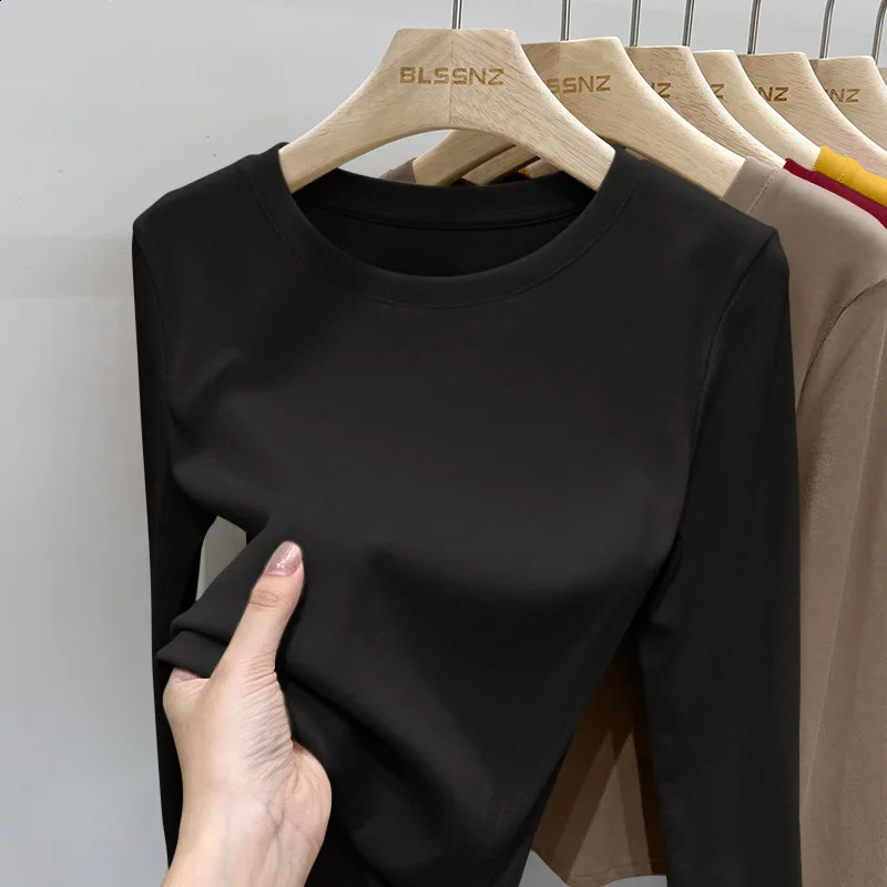 1pcs Women Spring Autumn Longsleeved Tshirt Lady Thermal Underwear Slim Fit Fashion Casual Style Round Neck Thermal Top M4XL 251027