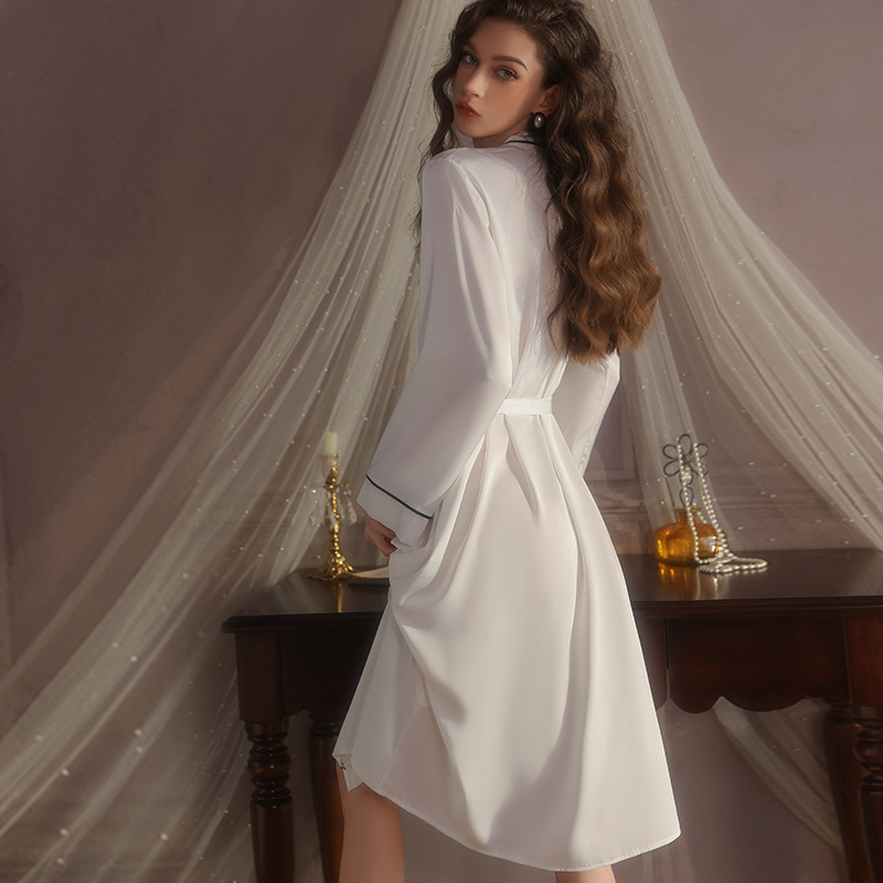 Sexy Robe With Lace Satin Women Nightgown Women Nightgowns Bride White Nightdress Nighties Sexy long-sleeved nightgown V-Neck Nightgown Female Nightwe