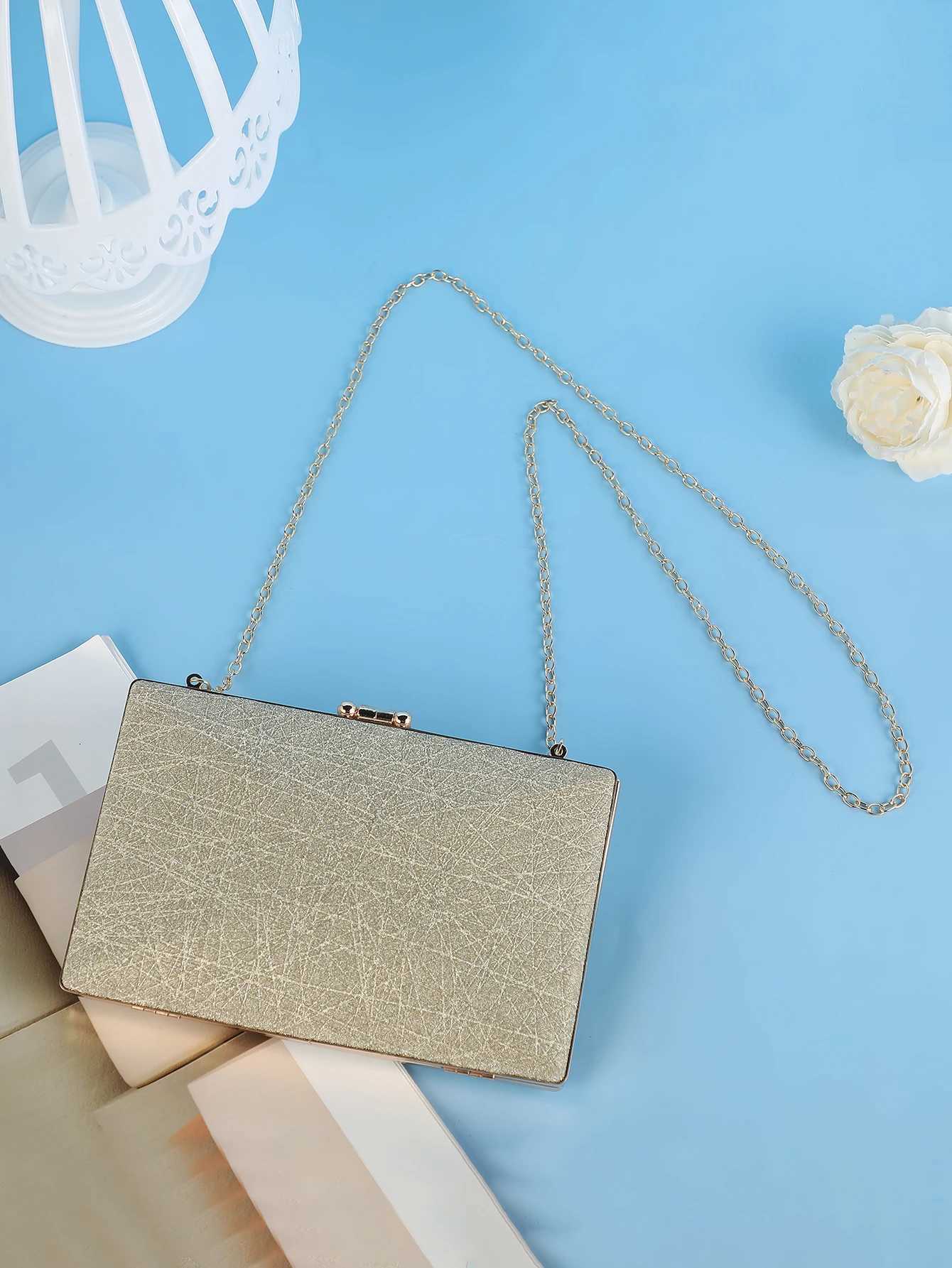 Ladies Evening Dress Handheld Bag with Metal Leaf Hasp And Chain Shoulder Clutch Popular Ladies Evening Bag H251027