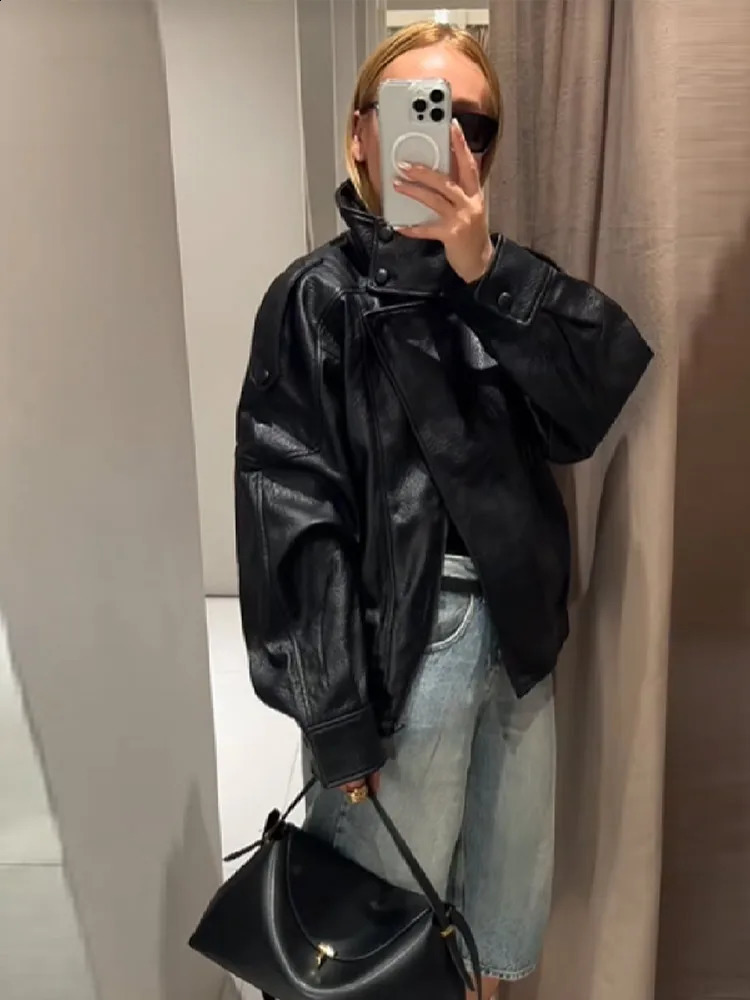 Womens Autumn Fashion Standing Collar Leather Jackets Windproof Loose Fold Coats Vintage Style High Street Outdoors Clothes 251027