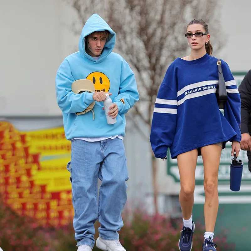 2024 AutumnWinter Womens New Long Sleeve Round Neck Printed Loose Personalized Trendy Street Photography Versatile Hoodie J251028