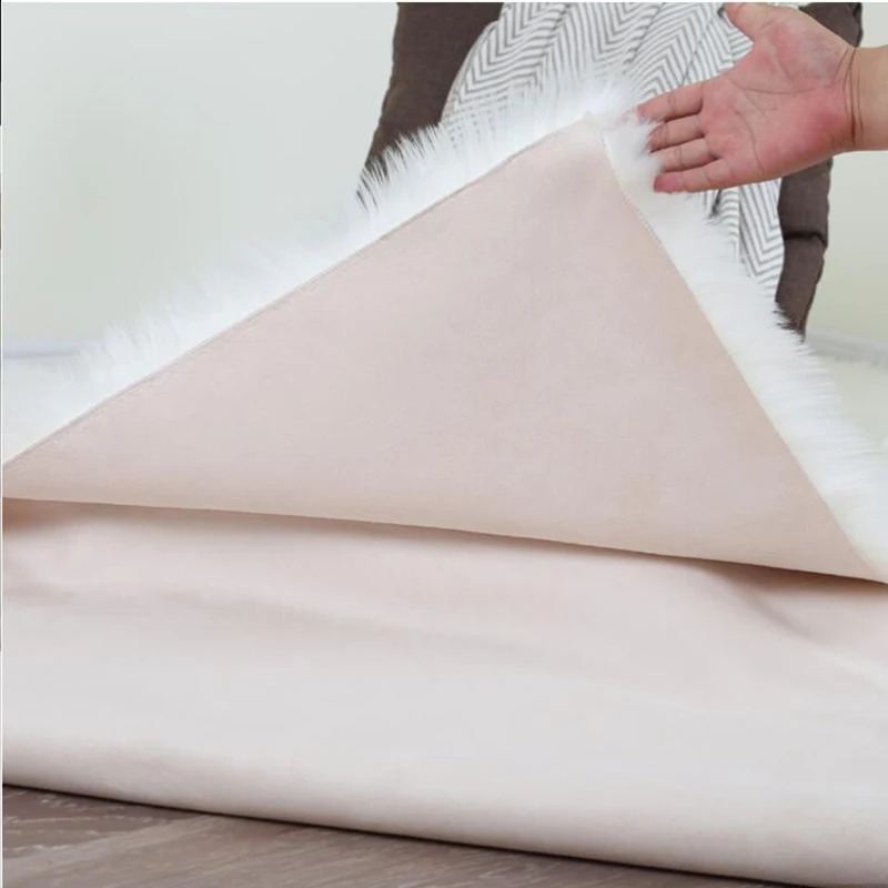 White Faux Sheepskin Carpet Irregular Long Soft Furry Floor Mats Living Bedroom Childrens Room Bedside Decorative Carpets 1028 H260226