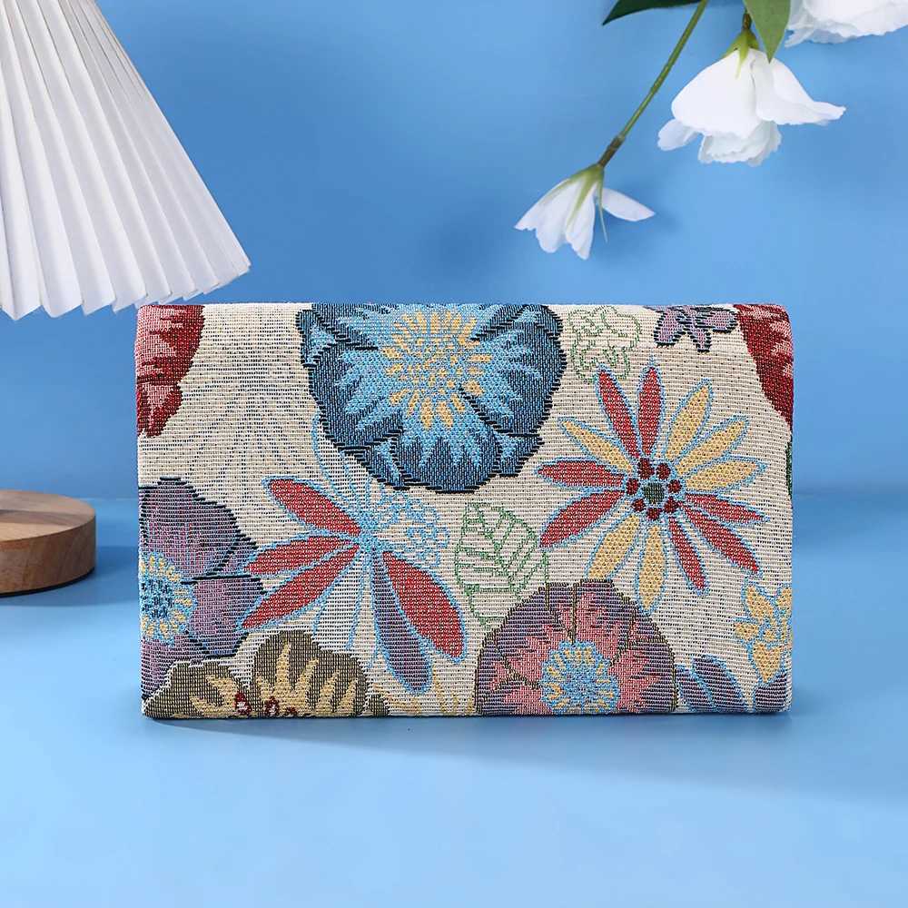 New trend flower decoration dinner bag fashion lady handbag celebrity travel reception bag wedding party evening dress gift bag H251027