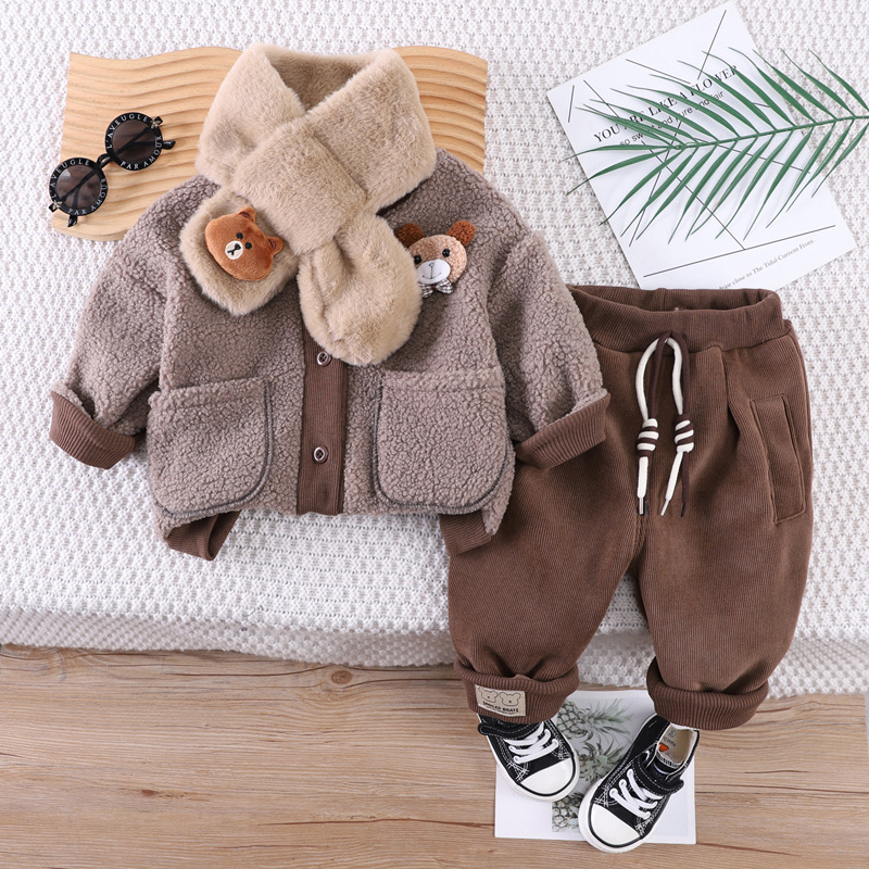 Kids Clothing 2025 Baby Boy Winter Outfit, Fleece-Lined Bear Print 2-Piece Set with Scarf, Warm Animal Themed Clothes for Infant