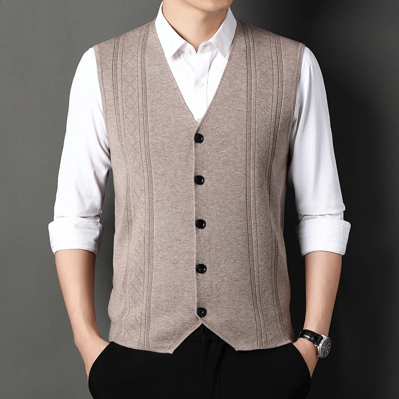 2024 Sweaters Vest for Men Fashion Sweater Casual Style Knitted Single Breasted Cardigan Clothing Pullover Pull Homme 251016
