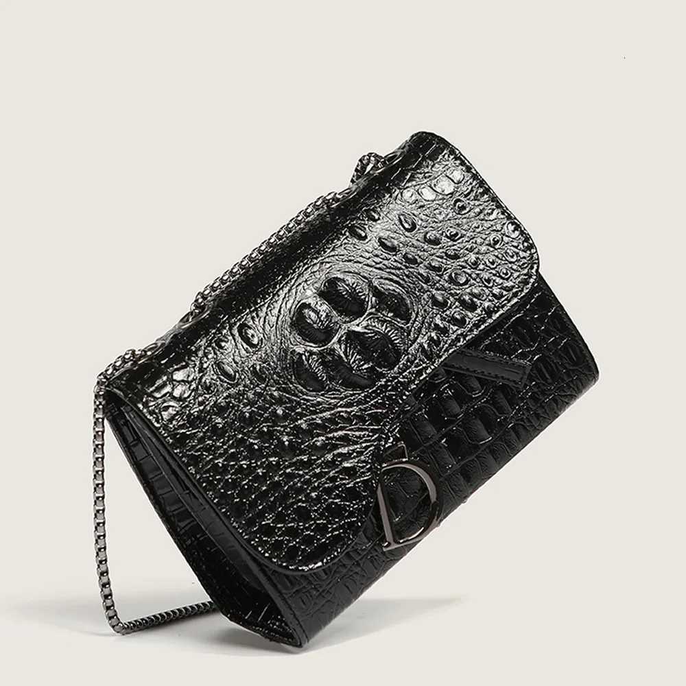 2025 New Fashion Crocodile Pattern Chain Crossbody Bag Single Shoulder Small Square Bag Revives Ancient StyleT251028
