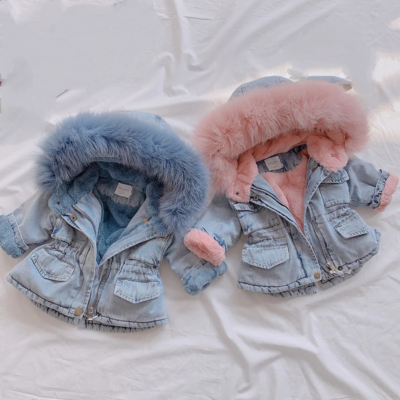 Baby Girls Coats Winter Denim Jackets with Fur Hooded Coats Girls Cotton Thicken Children Clothing Girl Jackets Christmas Gift 251027