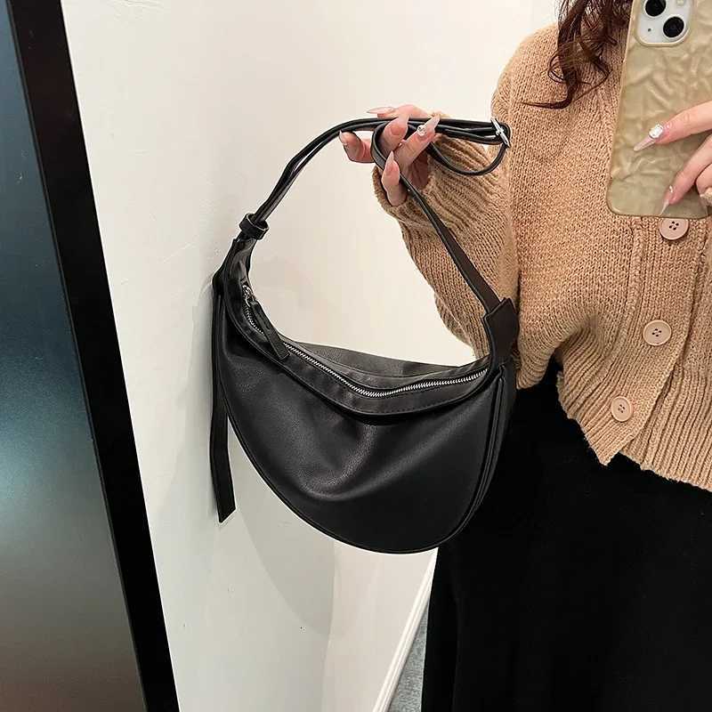 Casual Solid Large Capacity Crossbody Bags Interior Compartment 2024 High Quality Bags for Women Zipper Pu Womens HandbagsT251028