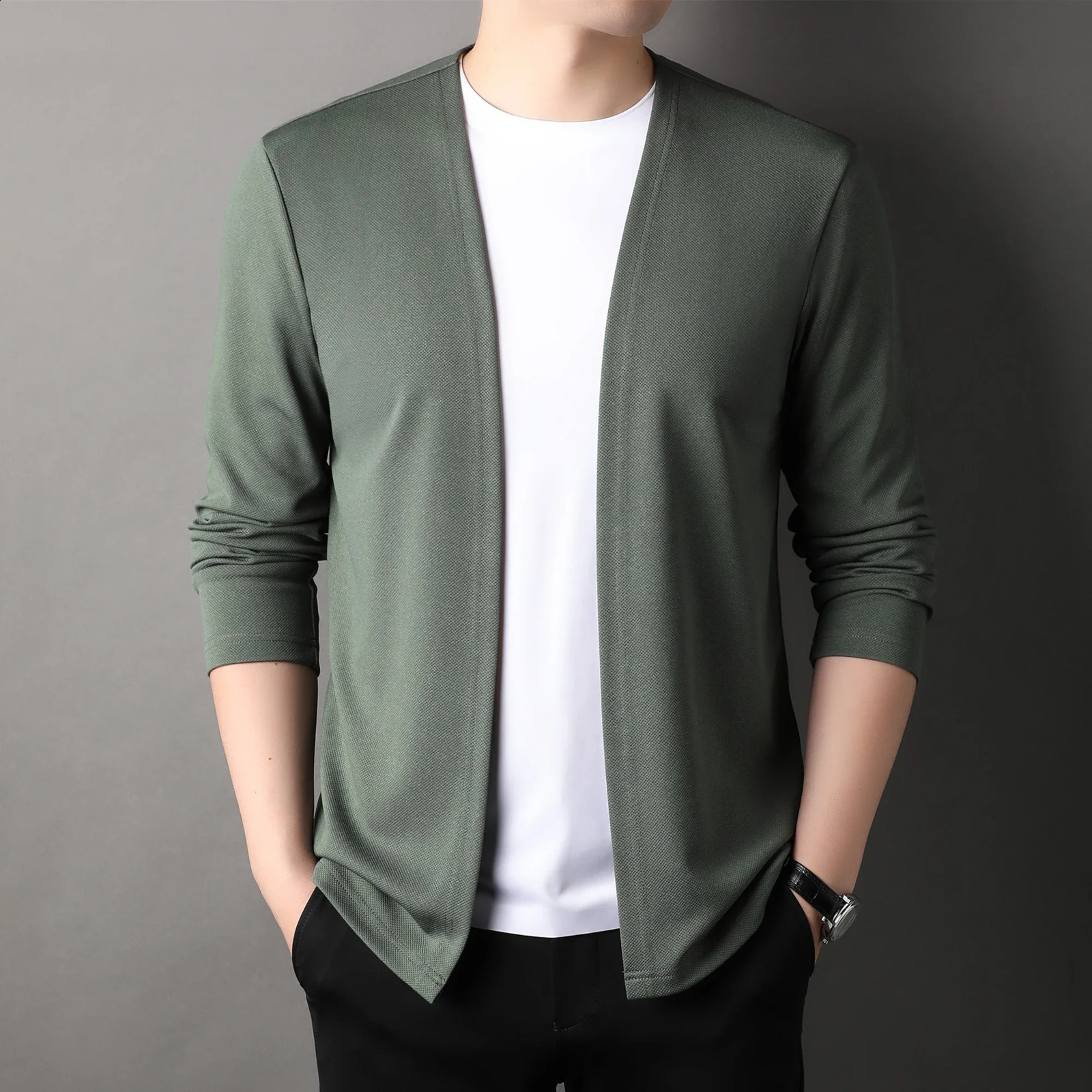 Knitted cardigan jacket for men in spring and autumn long sleeved casual versatile sweater outerwear trendy 251017