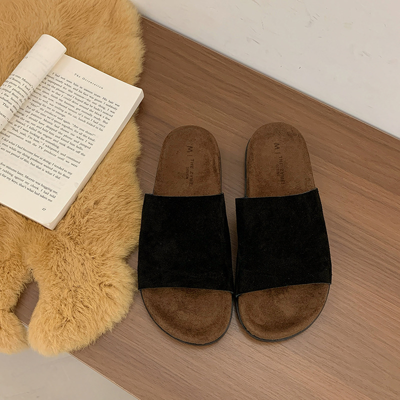 Free shipping Women's French Retro Flat Slippers 2025 Autumn New Style Outdoor Wear Slide Sandals Suede Slip-On Slippers