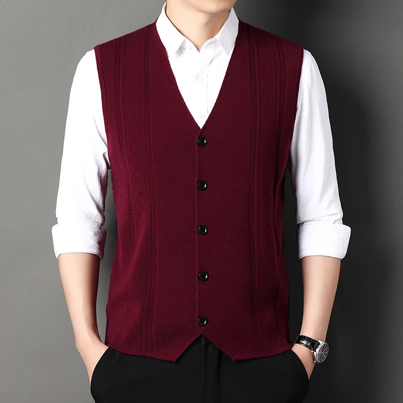 2024 Sweaters Vest for Men Fashion Sweater Casual Style Knitted Single Breasted Cardigan Clothing Pullover Pull Homme 251016
