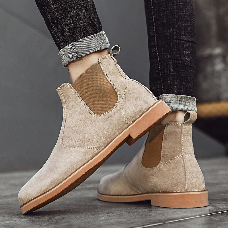 Fashion Suede Desert Boots Men High Top Chelsea Boots Leather Casual Shoes Male Slip on Footwear Lowheel Outdoor Work Boots Man 251023