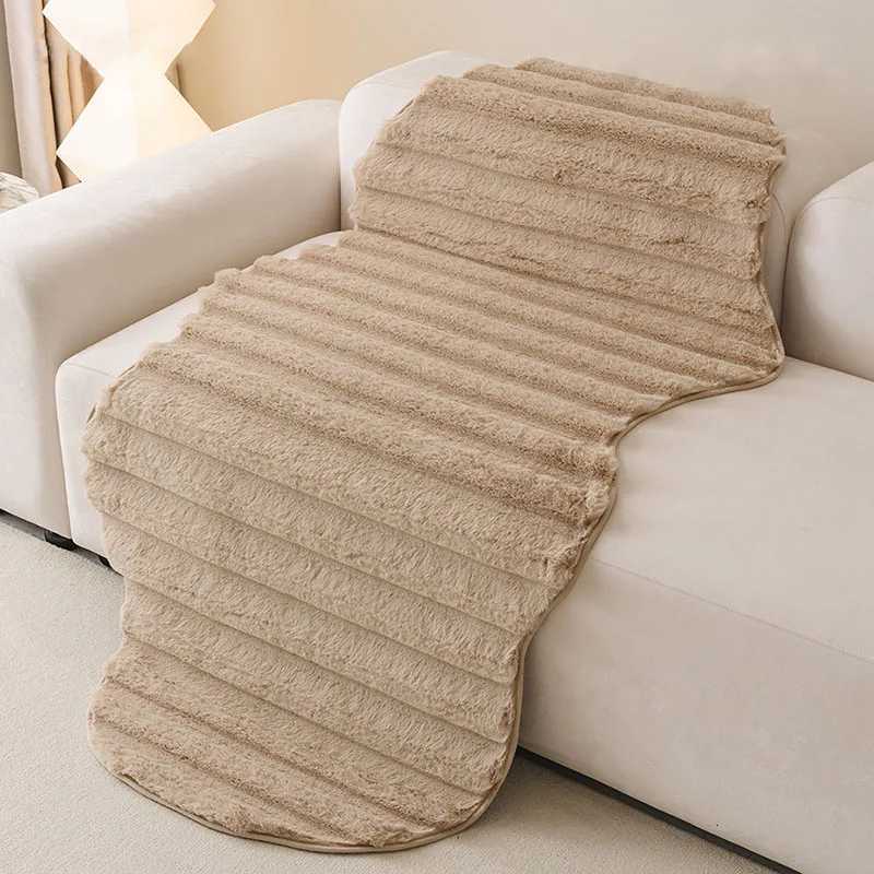Irregular Faux Rabbit Fur Sofa Cushion with Vertical Stripes Autumn Winter Thick Warm Couch Slipcover Solid AntiSlip Home Decor C251028