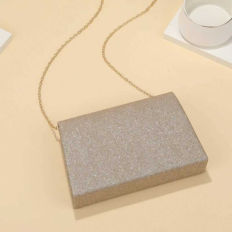 HighEnd Clamshell Shoulder Bag New Design Light Fashion Temperament Dinner Bag Travel Storage for Stylish Diners H251027