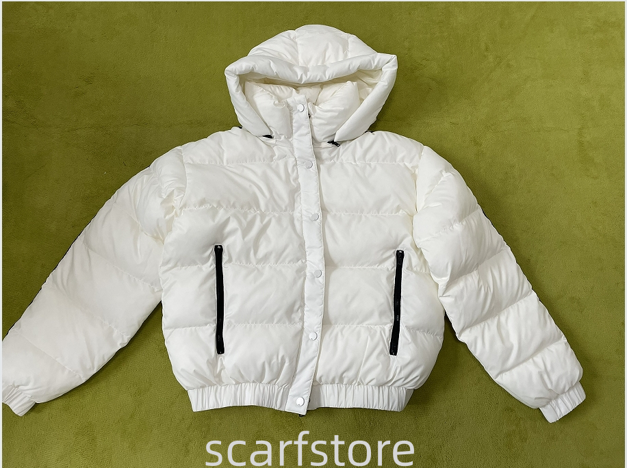 Designer hooded jacket for winter outings windproof jacket fashionable multi-color short vest down jacket new warm hat detachable down jacket XS-L