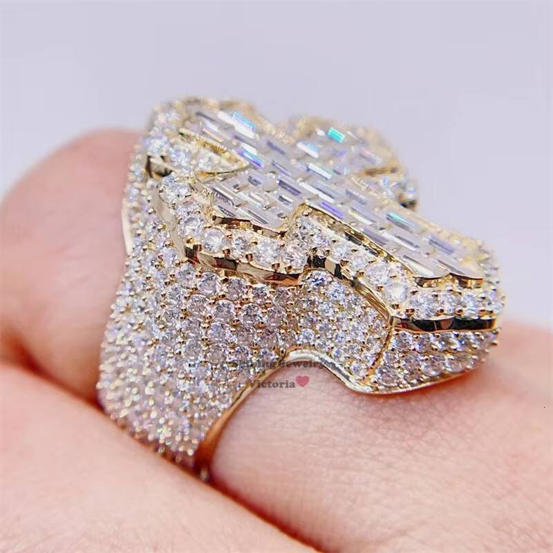 Pass Diamond Tester Men Hip Hop Iced Out Baguette Cut Moissanite 10k Gold Ring