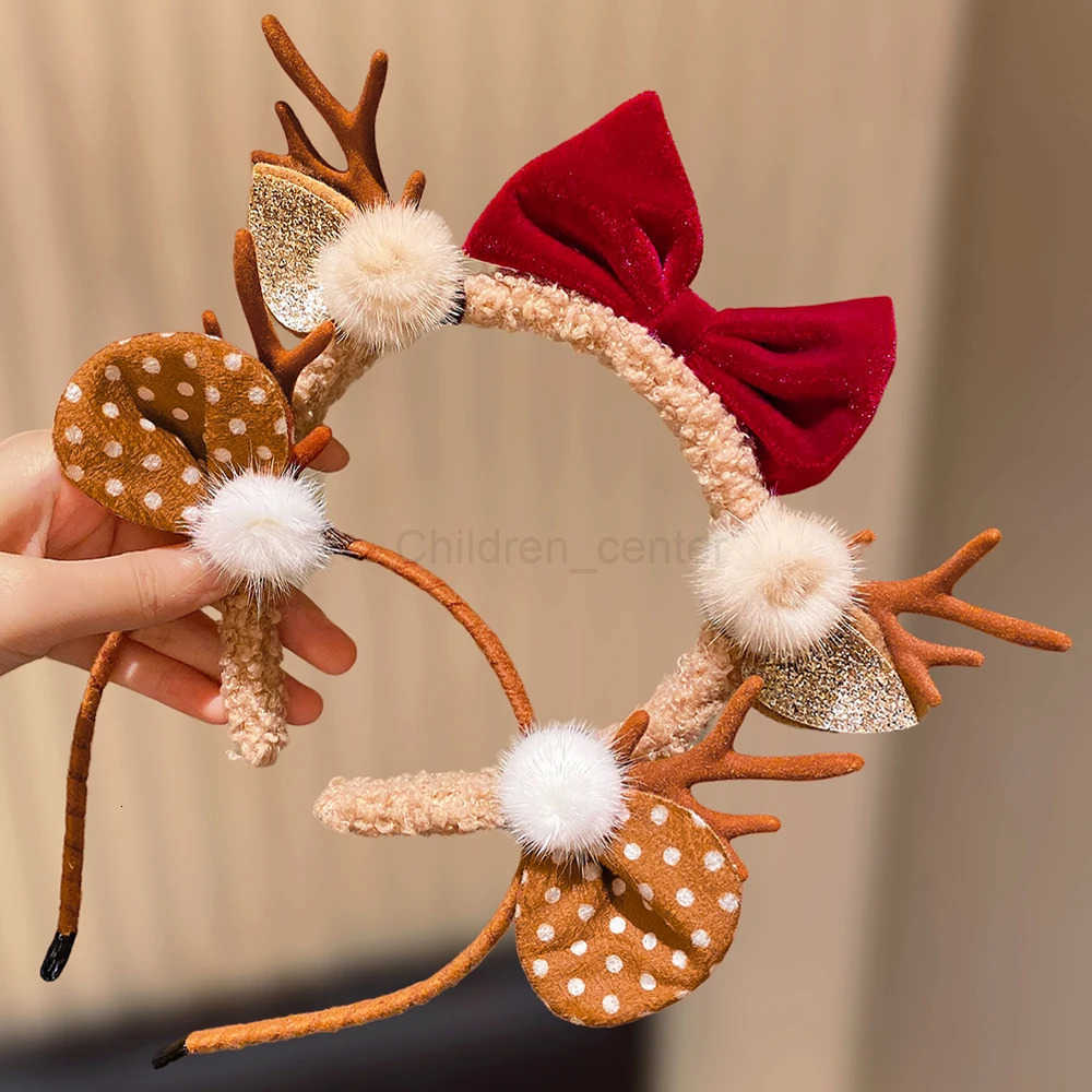 Disney Christmas Delightful Winter Wonderland Ensemble Piece Multi-Colored Reindeer Hats + Elegant Ribbons by Your Fave Characters designer H251119
