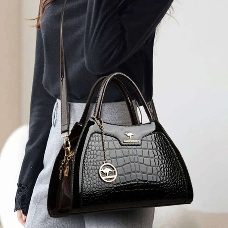 Designer Bags Patent Leather Handbags For Women Designer Crocodile Pattern Women's Shoulder Crossbody Bag Hobos Ladies Messenger Stone Hot Sellin