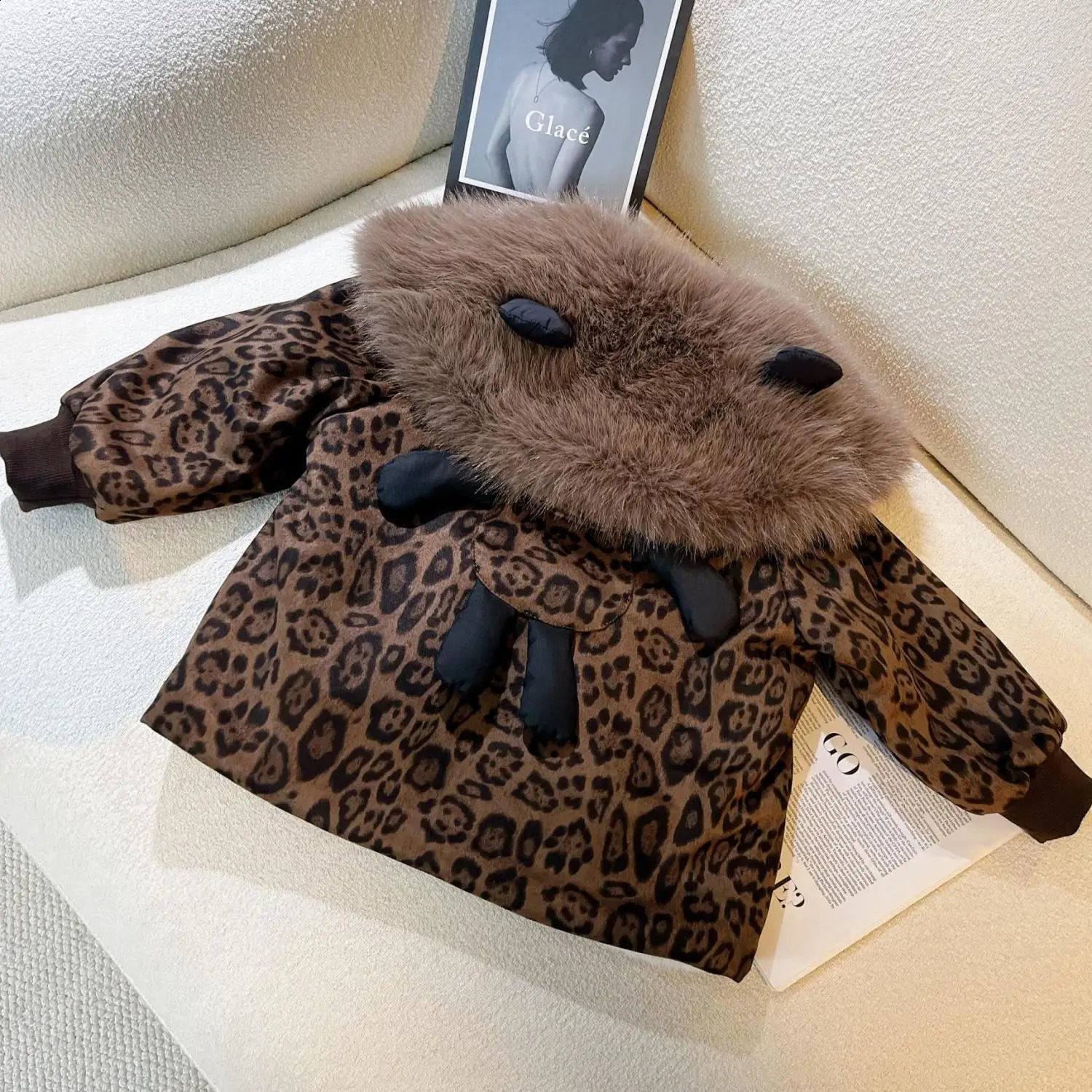 Babys Winter Korean Version Childrens Jacket Girls Leopard Print Plus Velvet Thick Coat Stylish Fur Collar Velvet Coat 251023