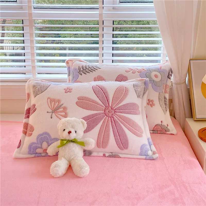 Pillow Case 2pcs Fluffy Plush case for Winter Warm Soft Coral Fleece case Cover 48x74cm Cartoon Kids Sham Cushion Cover C251028