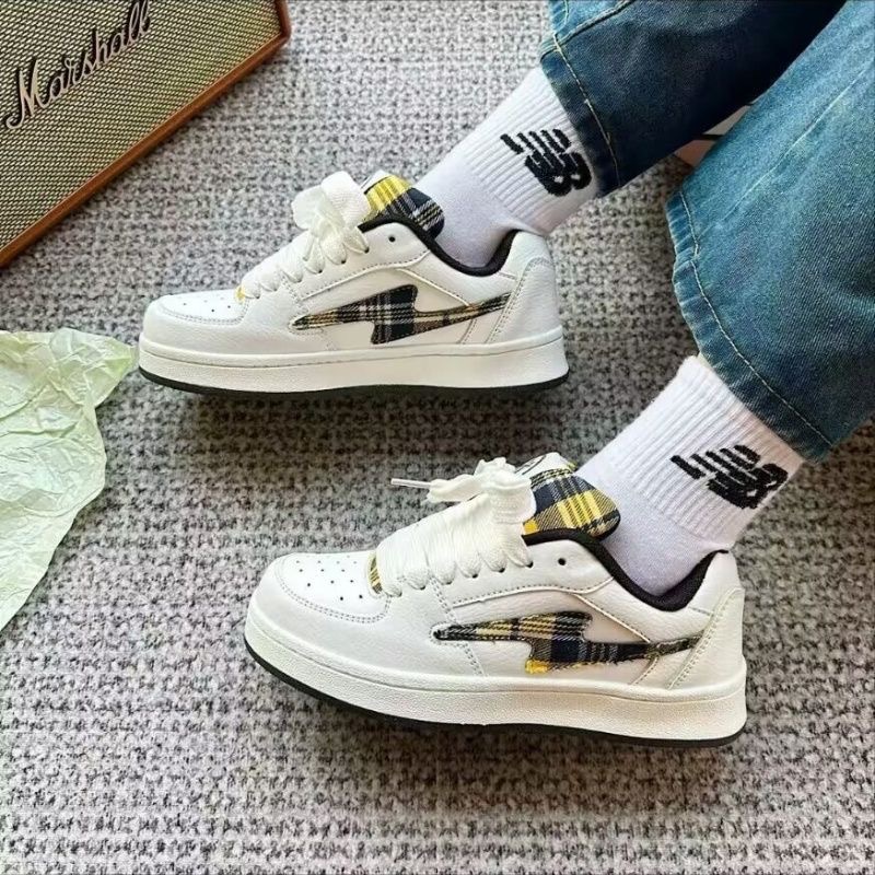 Summer Plaid Mandarin Duck Lightning Bread Shoes Men and Women's Original High Value Breathable High Quality Couple Board Shoes for Men2025