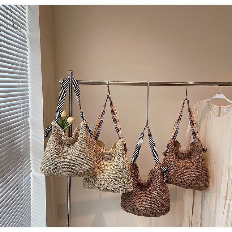 Free shipping, fashionable vacation-style straw woven bag for women, 2025 new trendy woven single-shoulder bag, large-capacity casual beach bag