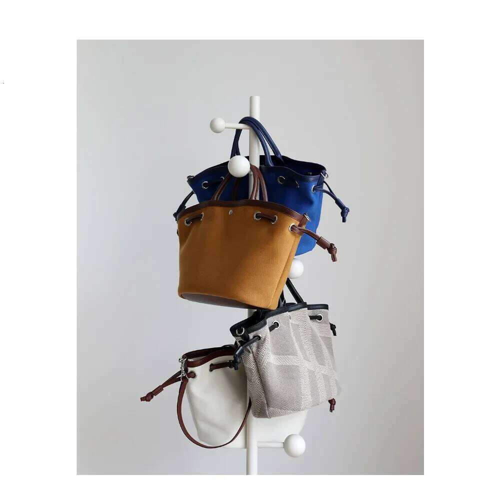 Designer Bags Large Capacity With Cow Leather Bundle Tote Fashionable Commuter Vegetable Basket Portable Canvas Bag Hot Selling