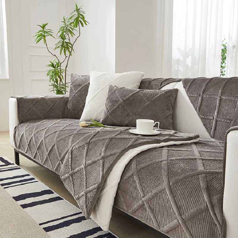 Crystal Velvet Sofa Cover Plush Cushion Thickened Plaid Living Room Sofa Cover Solid Color NonSlip Sofa Armrest Backrest Towel C251028