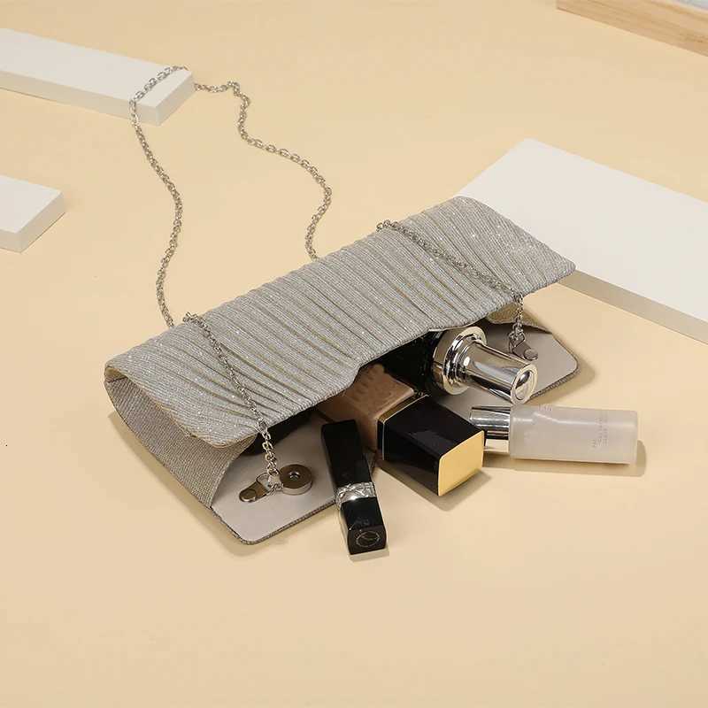 Stylish Premium dinner Party Bag Light Stripe Clutch bag Metal chain shoulder bag Simple underarm Party Evening dress bag H251027