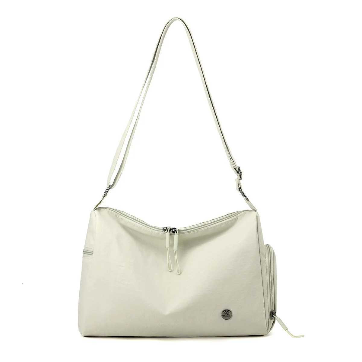 2025 New fashion Womens Shoulder Bag putdoor travel Nylon Korean style crossbody bag women Solid color daily Commuting handbagT251028