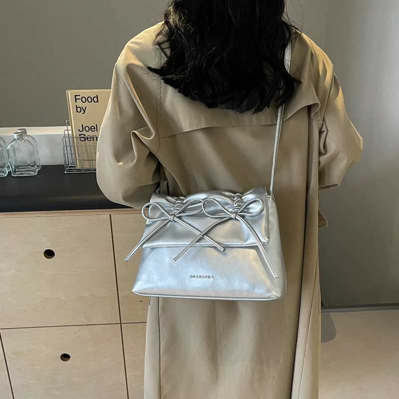 Sewing Thread Solid Crossbody Bags Interior Zipper Pocket 2024 High Quality Bags for Women Flap Pocket Pu Womens HandbagsT251028